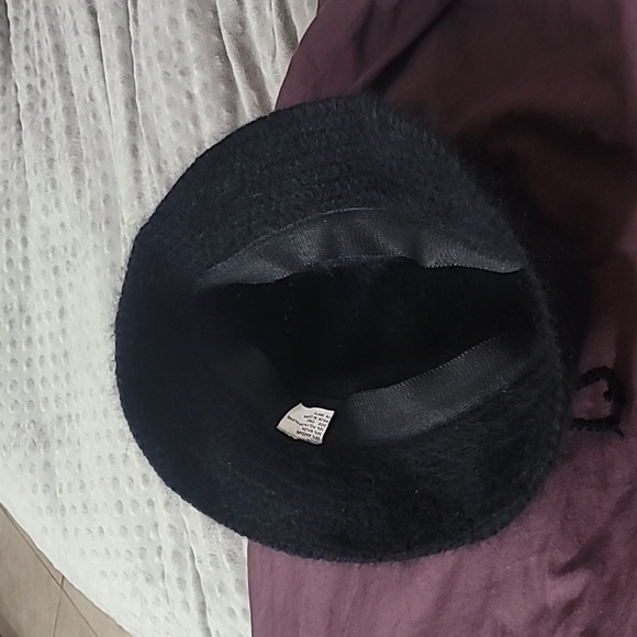 Black fuzzy beanie bucket hat one size women's - Picture 7 of 9